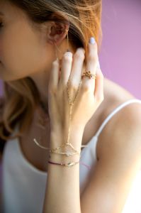 DAINTY